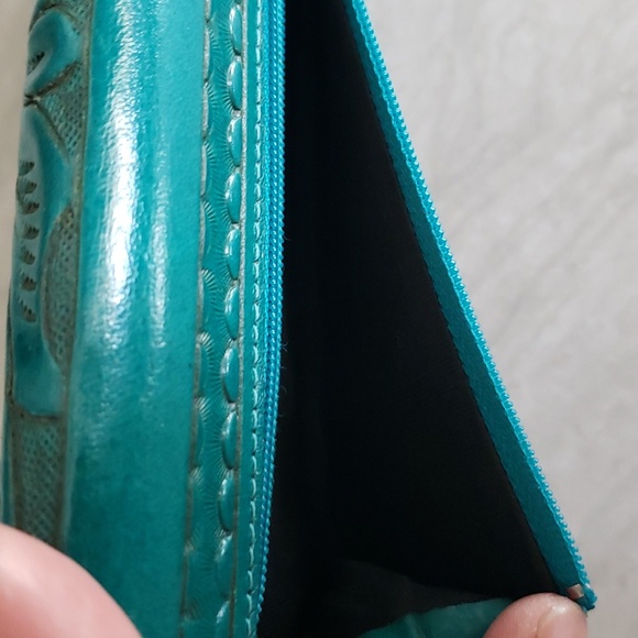 Alejandro Yeo Tooled Leather Wallet - Picture 6 of 9
